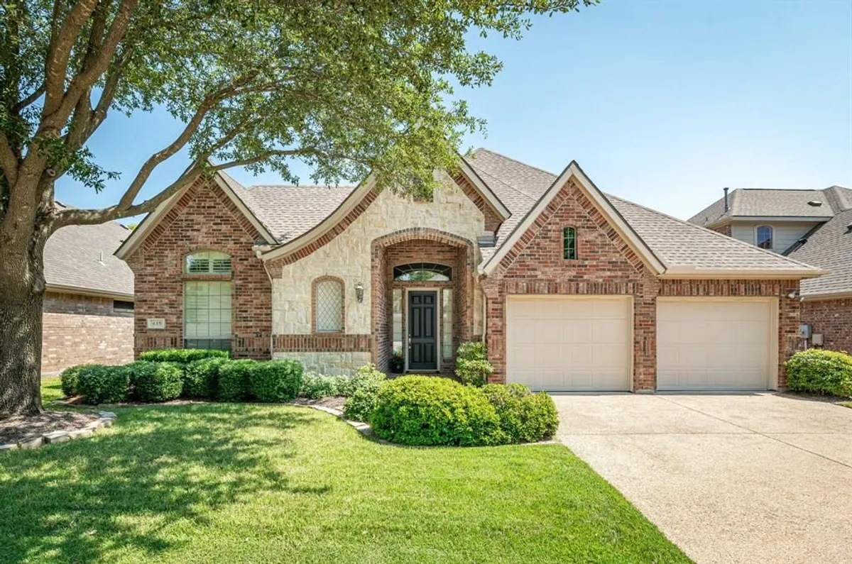 Property Slideshow image 1 of 39 | 615 pelican hills dr, Fairview, TX, 75069