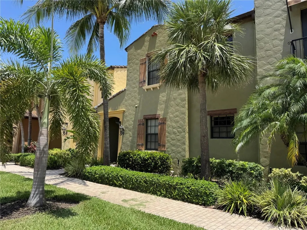 Property Slideshow image 1 of 42 | 11220 paseo grande blvd apt 5207, Fort Myers, FL, 33912