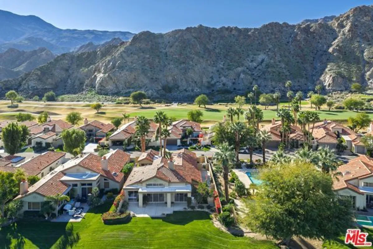 Property Slideshow image 1 of 35 | 56120 riviera, La Quinta, CA, 92253