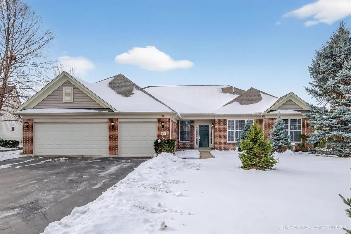 Property Slideshow image 1 of 42 | 12777 zinnia ct, Huntley, IL, 60142