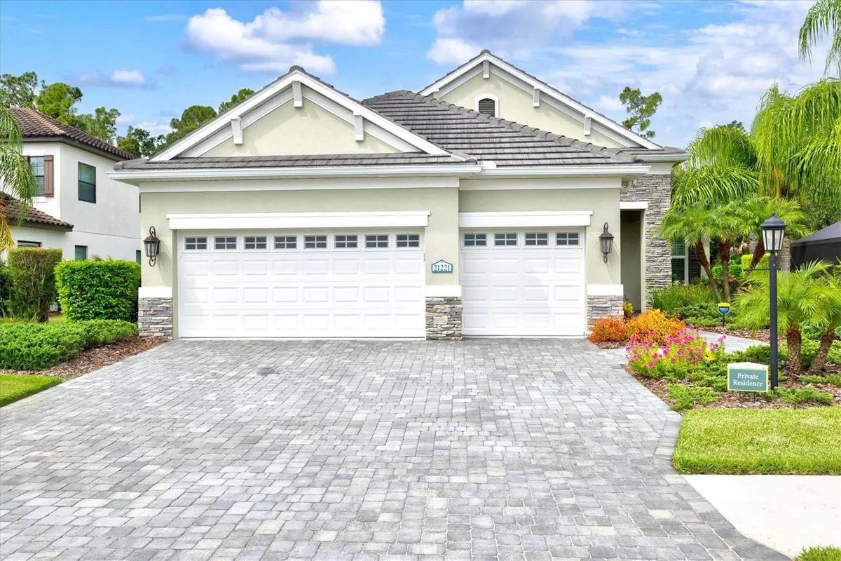 Property Slideshow image 1 of 95 | 21221 wacissa dr, Venice, FL, 34293