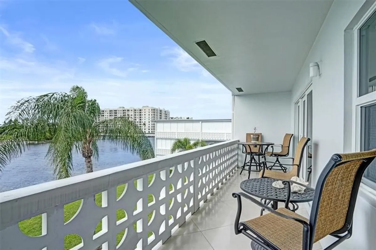 Property Slideshow image 1 of 49 | 1001 n riverside dr 304, Pompano Beach, FL, 33062