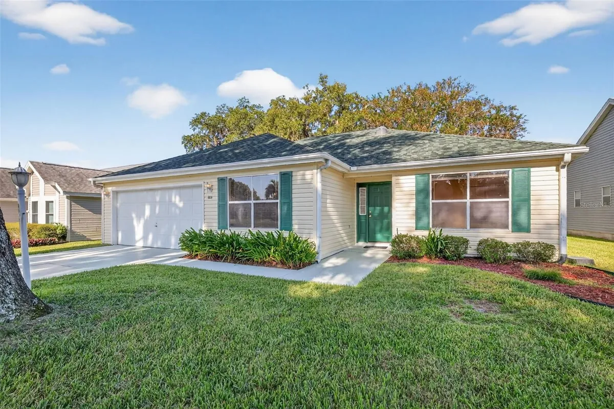 Property Slideshow image 1 of 40 | 604 juanita ct, The Villages, FL, 32159