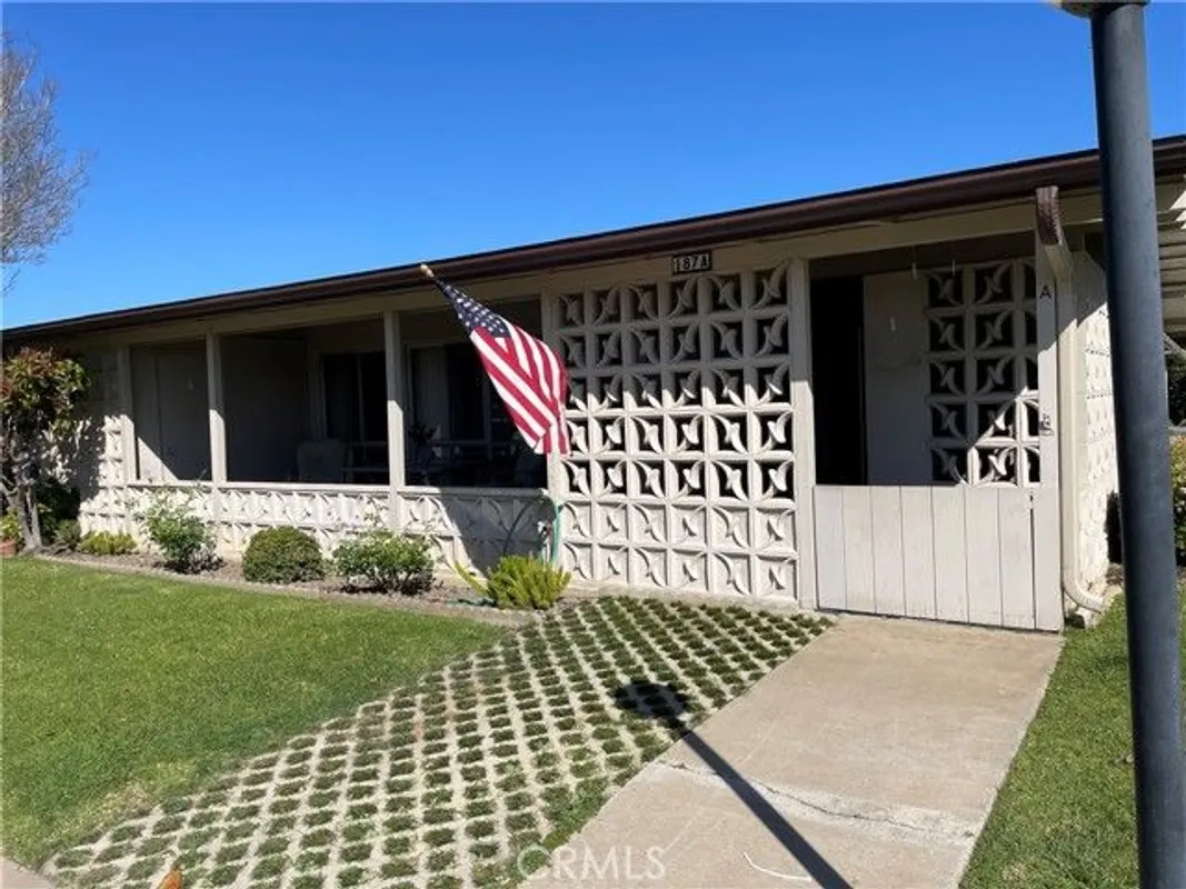 Property Slideshow image 1 of 2 | 13240 el dorado 187a dr, Seal Beach, CA, 90740