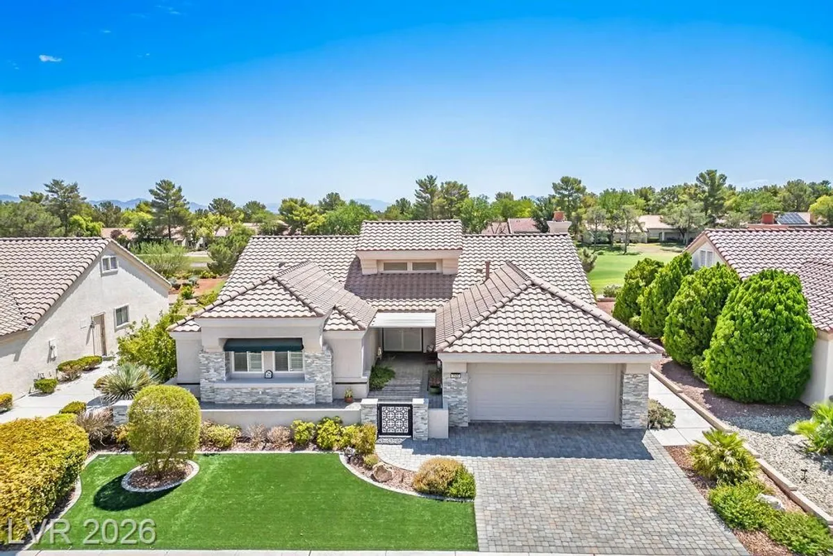 Property Slideshow image 1 of 51 | 2900 golfside dr, Las Vegas, NV, 89134
