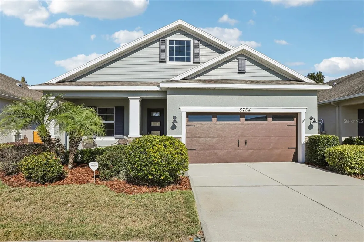 Property Slideshow image 1 of 52 | 5734 stockport st, Riverview, FL, 33578
