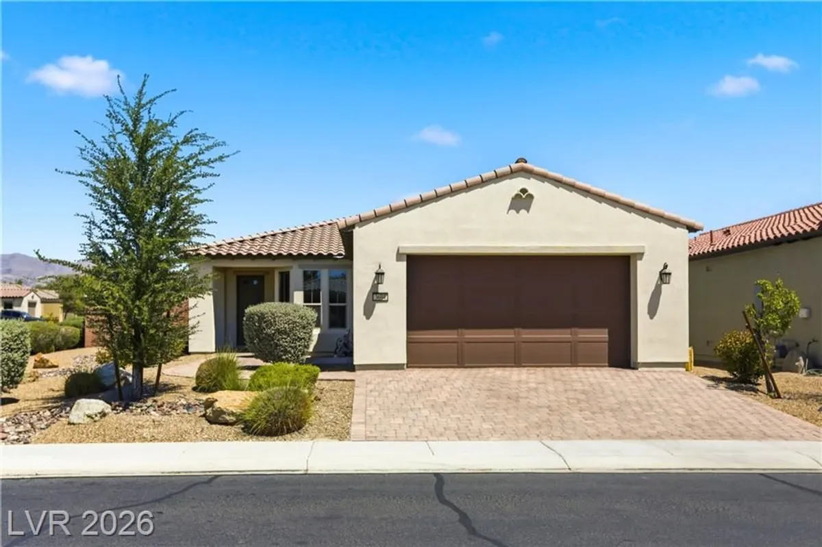 Property Slideshow image 1 of 43 | 3604 starlight ranch ave, North Las Vegas, NV, 89081