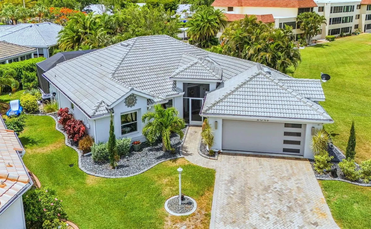 Property Slideshow image 1 of 49 | 2049 big pass ln, Punta Gorda, FL, 33955