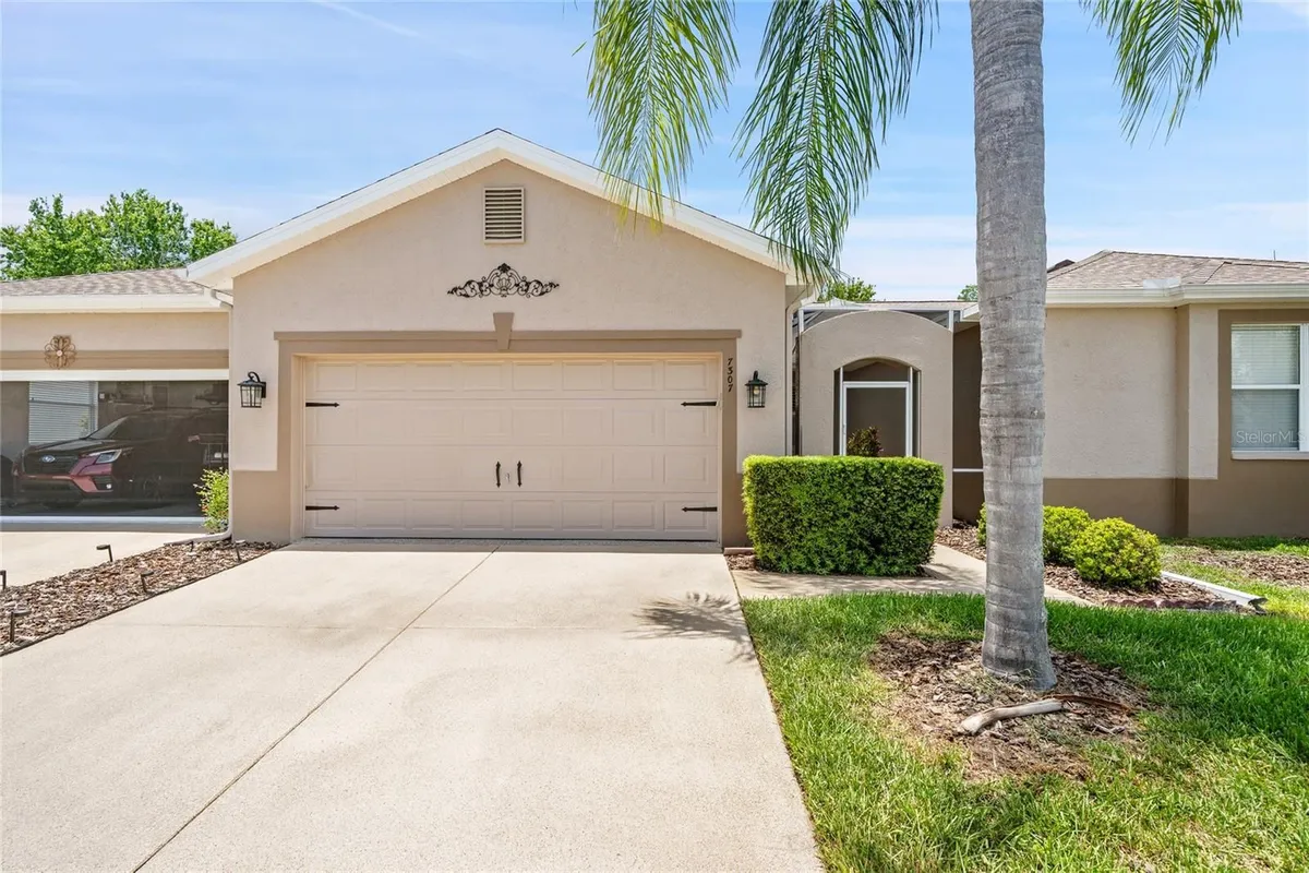 Property Slideshow image 1 of 23 | 7307 cleopatra dr, Land O Lakes, FL, 34637
