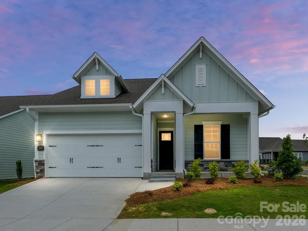 Property Slideshow image 1 of 23 | 1019 meander ln, Waxhaw, NC, 28173