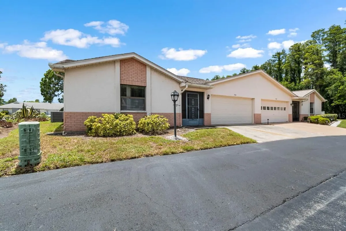 Property Slideshow image 1 of 36 | 1760 atrium dr, Sun City Center, FL, 33573