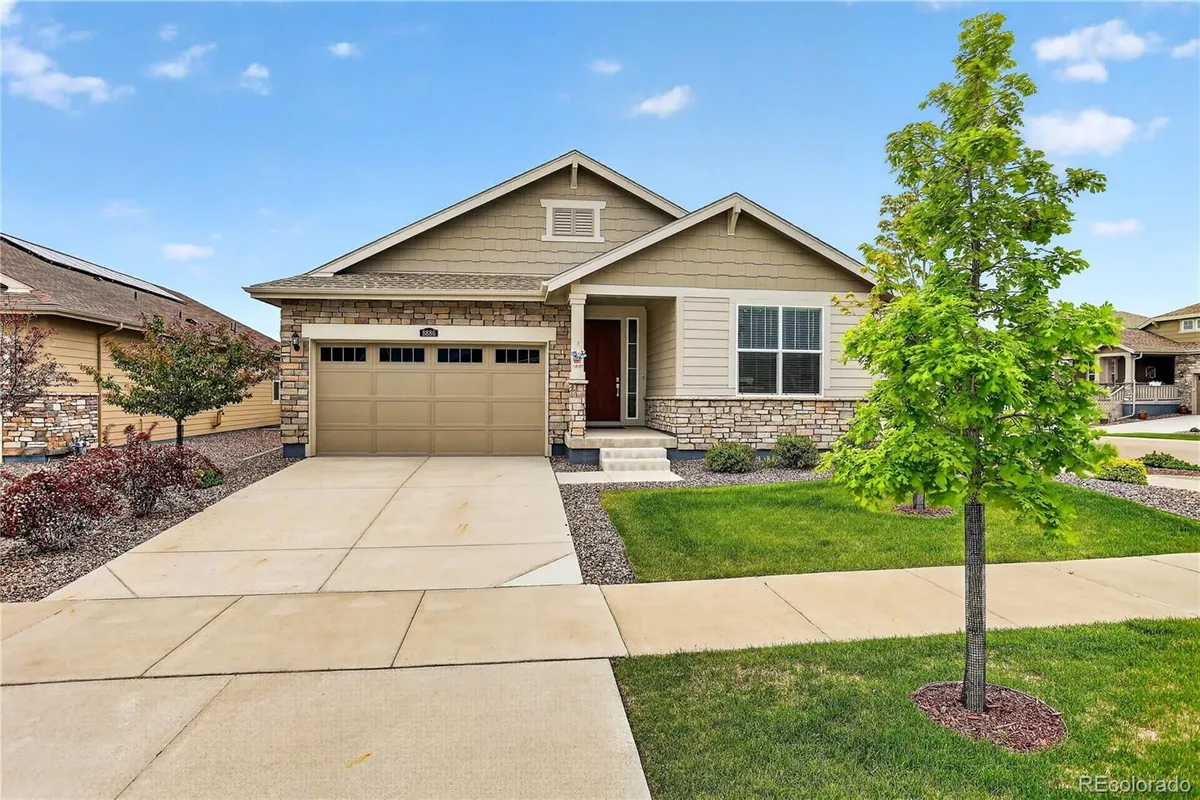Property Slideshow image 1 of 43 | 8886 s tibet ct, Aurora, CO, 80016