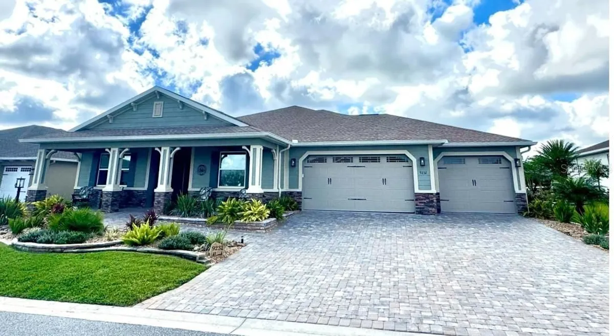 Property Slideshow image 1 of 31 | 9232 sw 85th pl, Ocala, FL, 34481