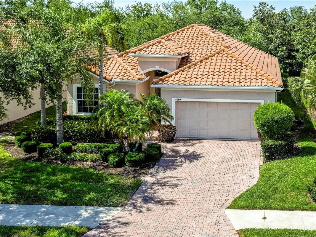 Property Slideshow image 1 of 52 | 4109 66th ter, Sarasota, FL, 34243
