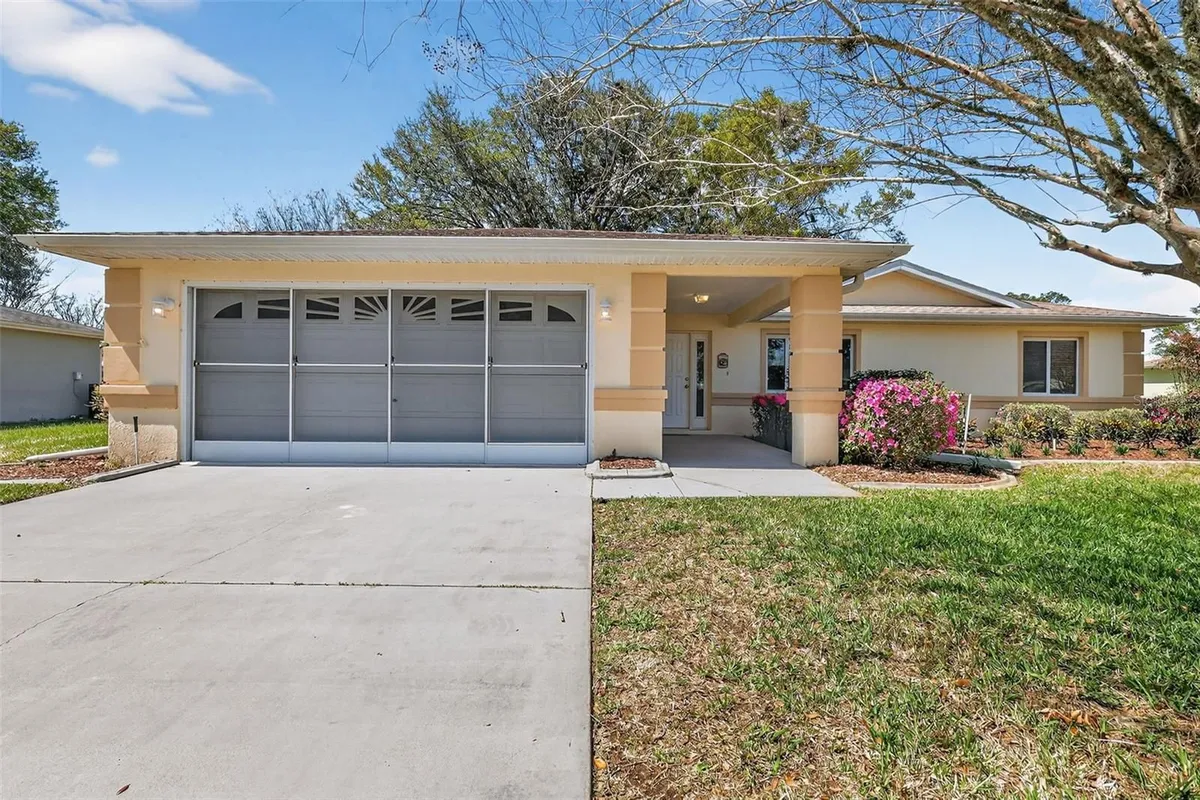 Property Slideshow image 1 of 23 | 10052 sw 63rd ave, Ocala, FL, 34476