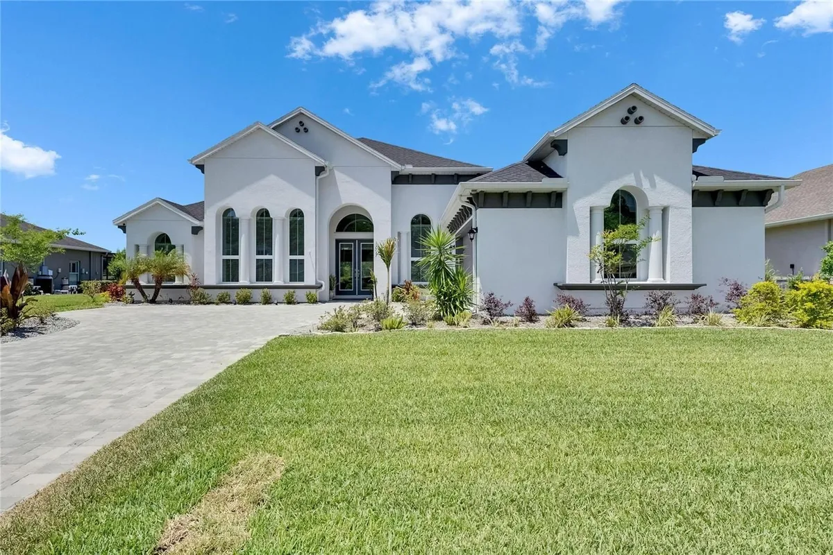 Property Slideshow image 1 of 92 | 13539 carryback dr, Dade City, FL, 33525