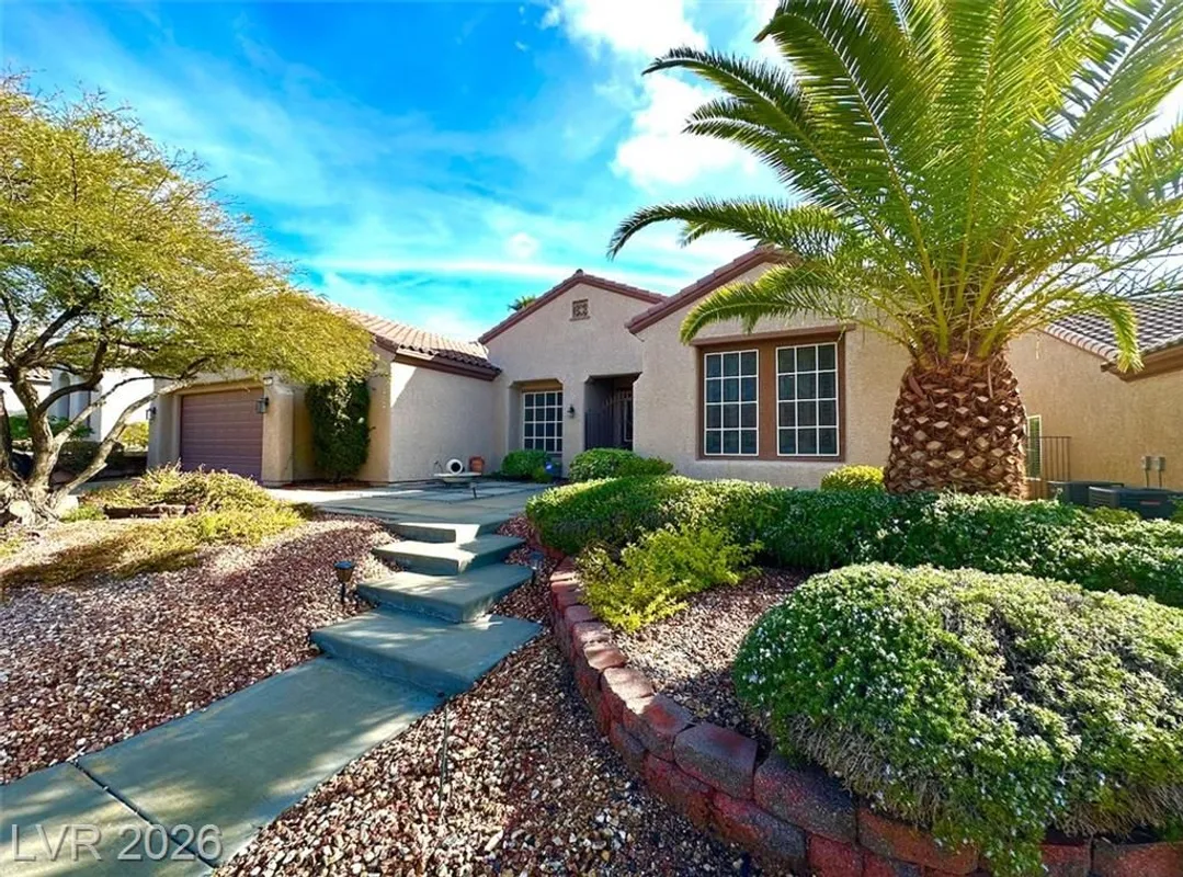 Property Slideshow image 1 of 47 | 2631 savannah springs ave, Henderson, NV, 89052