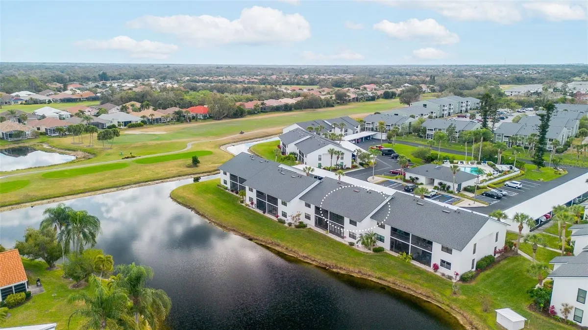 Property Slideshow image 1 of 53 | 1100 capri isles blvd 325, Venice, FL, 34292