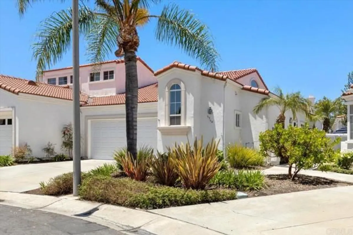 Property Slideshow image 1 of 37 | 3364 corsica way, Oceanside, CA, 92056