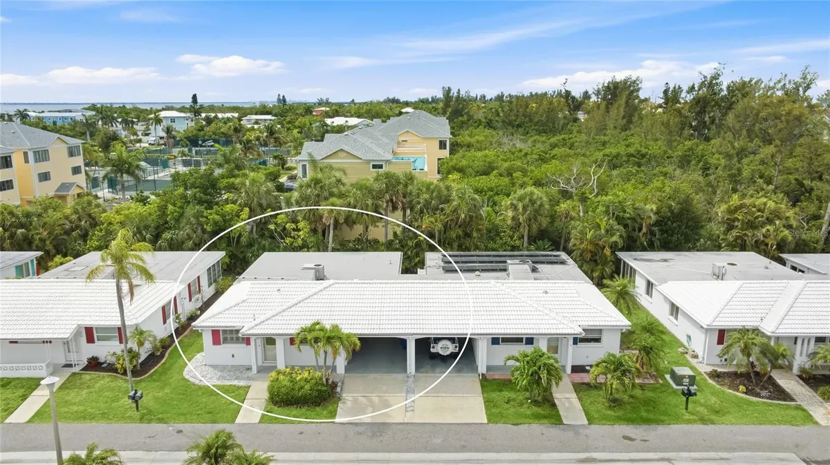Property Slideshow image 1 of 43 | 602 spanish dr 115, Longboat Key, FL, 34228