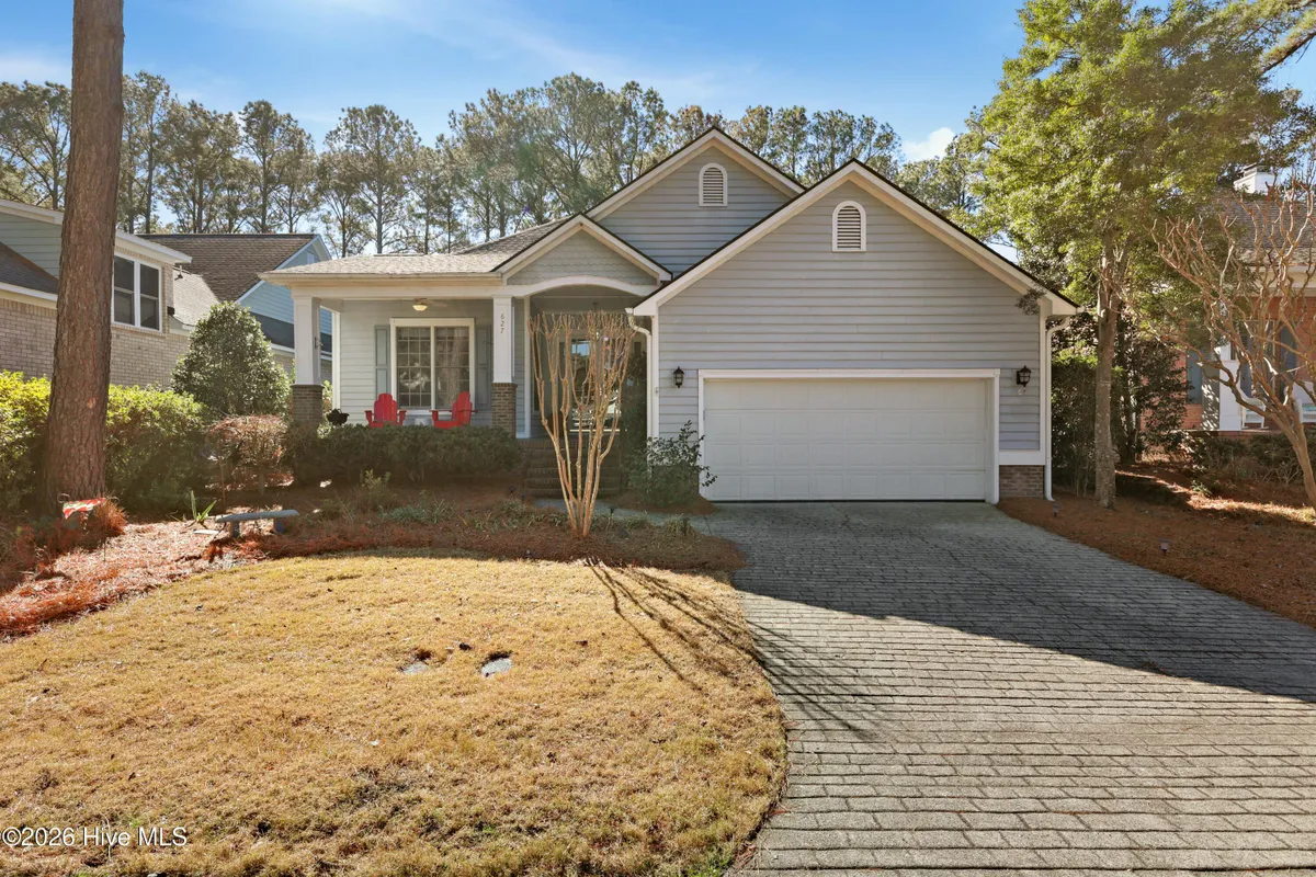 Property Slideshow image 1 of 52 | 627 wild dunes cir, Wilmington, NC, 28411