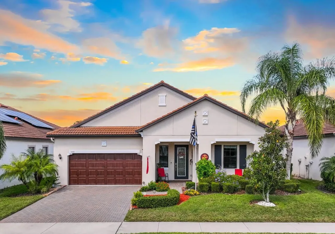 Property Slideshow image 1 of 56 | 5410 story grass ct, Wimauma, FL, 33598