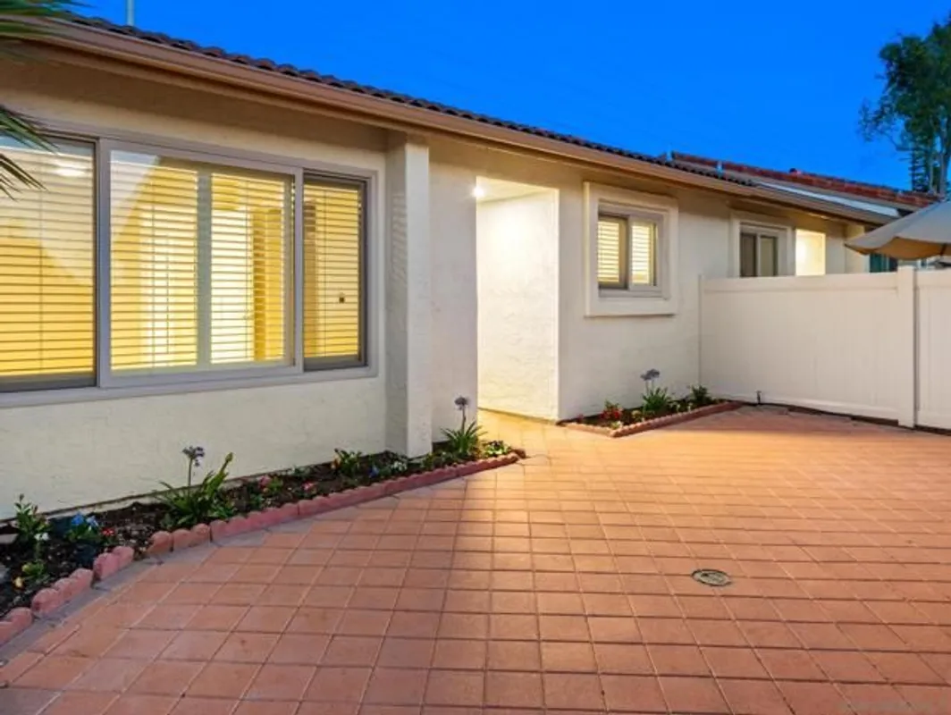 Property Slideshow image 1 of 21 | 1822 stanton rd, Encinitas, CA, 92024