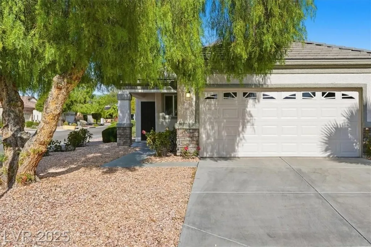 Property Slideshow image 1 of 29 | 2312 peaceful moon st, Henderson, NV, 89044