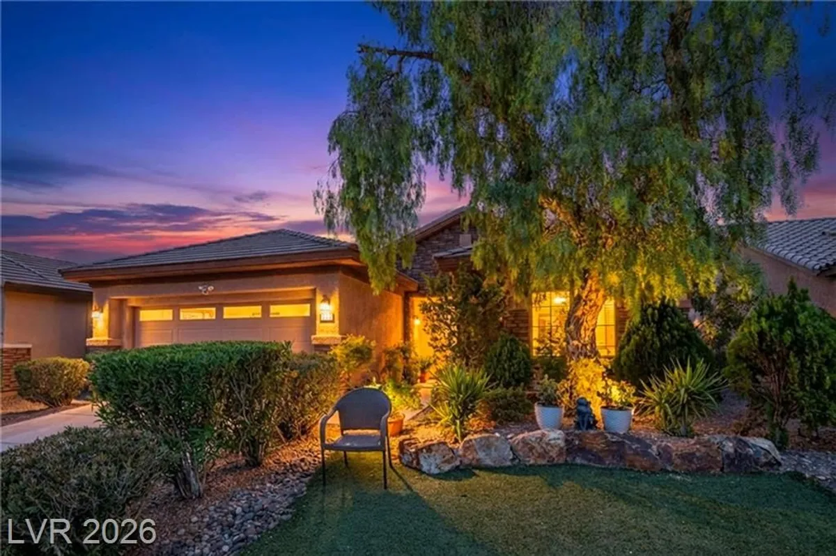 Property Slideshow image 1 of 50 | 3787 budenny dr, Las Vegas, NV, 89122
