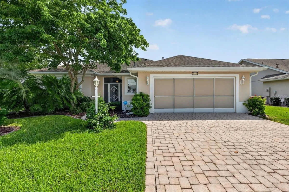 Property Slideshow image 1 of 53 | 26915 honeymoon ave, Leesburg, FL, 34748