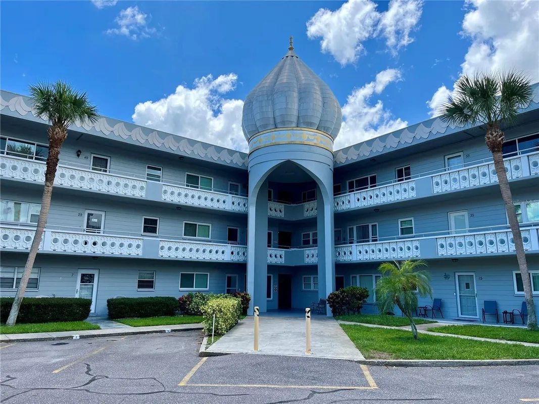 Property Slideshow image 1 of 50 | 2341 haitian dr 49, Clearwater, FL, 33763