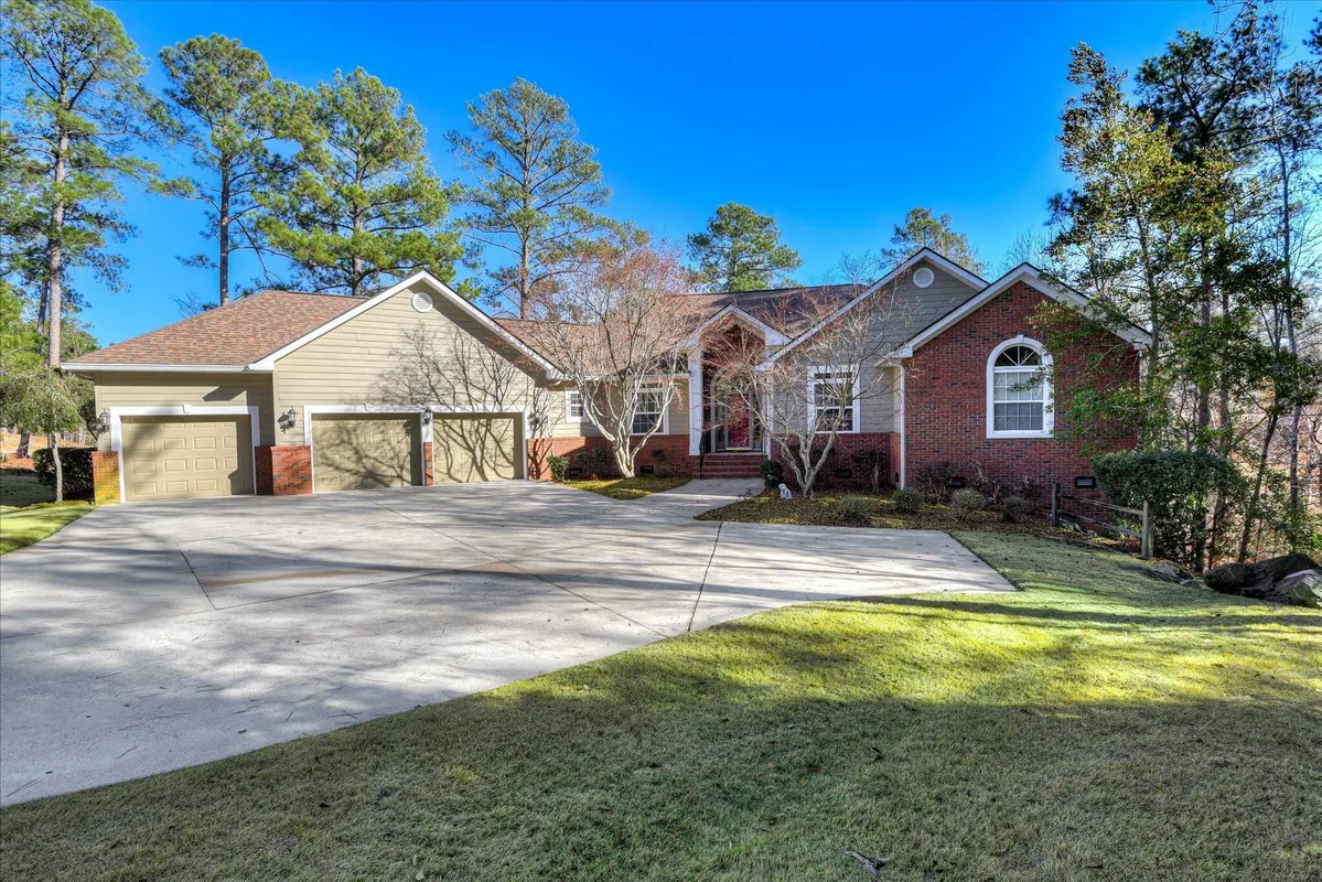 Property Slideshow image 1 of 73 | 224 amelia dr, Mccormick, SC, 29835