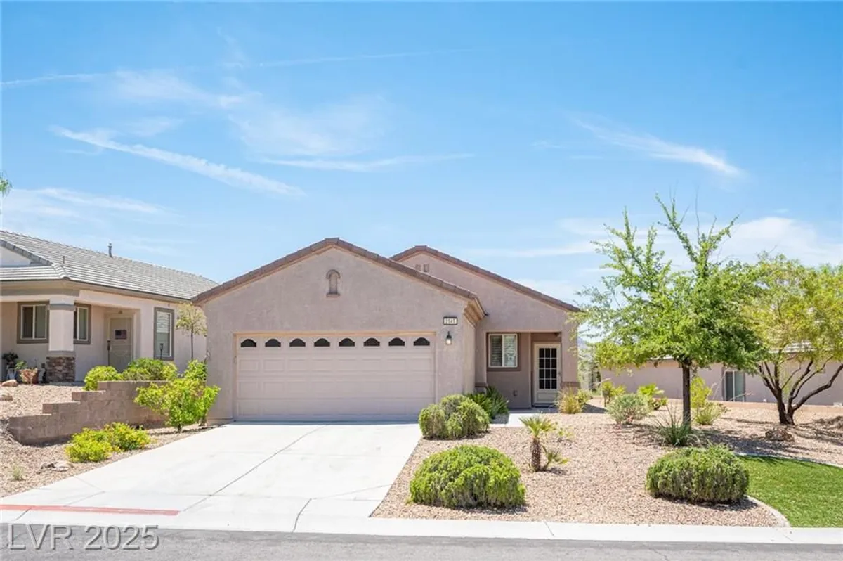 Property Slideshow image 1 of 43 | 2545 divine sky dr, Henderson, NV, 89044