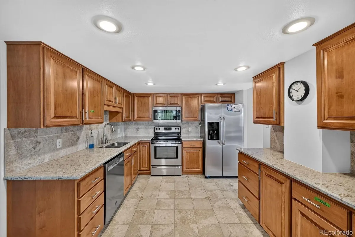 Property Slideshow image 1 of 30 | 14152 e linvale pl 502, Aurora, CO, 80014