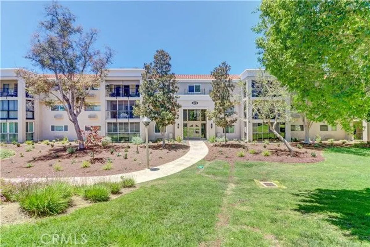 Property Slideshow image 1 of 42 | 4010 calle sonora oeste 1c, Laguna Woods, CA, 92637