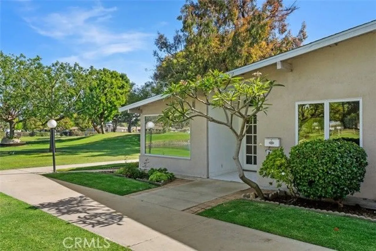 Property Slideshow image 1 of 32 | 1740 tam o'shanter rd 1a, Seal Beach, CA, 90740