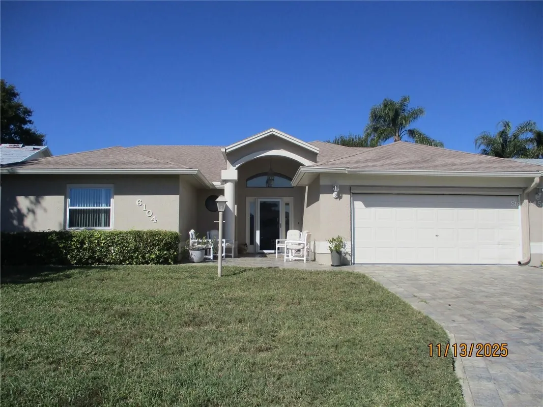 Property Slideshow image 1 of 84 | 6104 swallow dr, Lakeland, FL, 33809