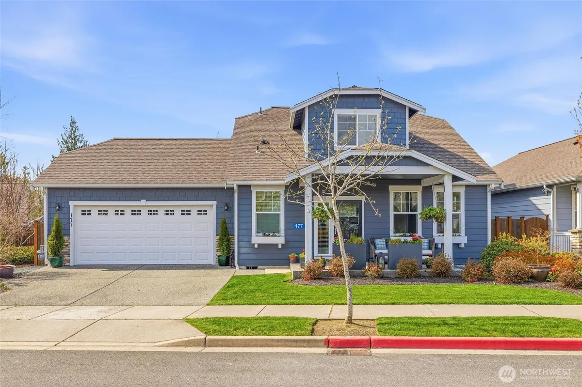 Property Slideshow image 1 of 39 | 177 s 48th st, Mount Vernon, WA, 98274