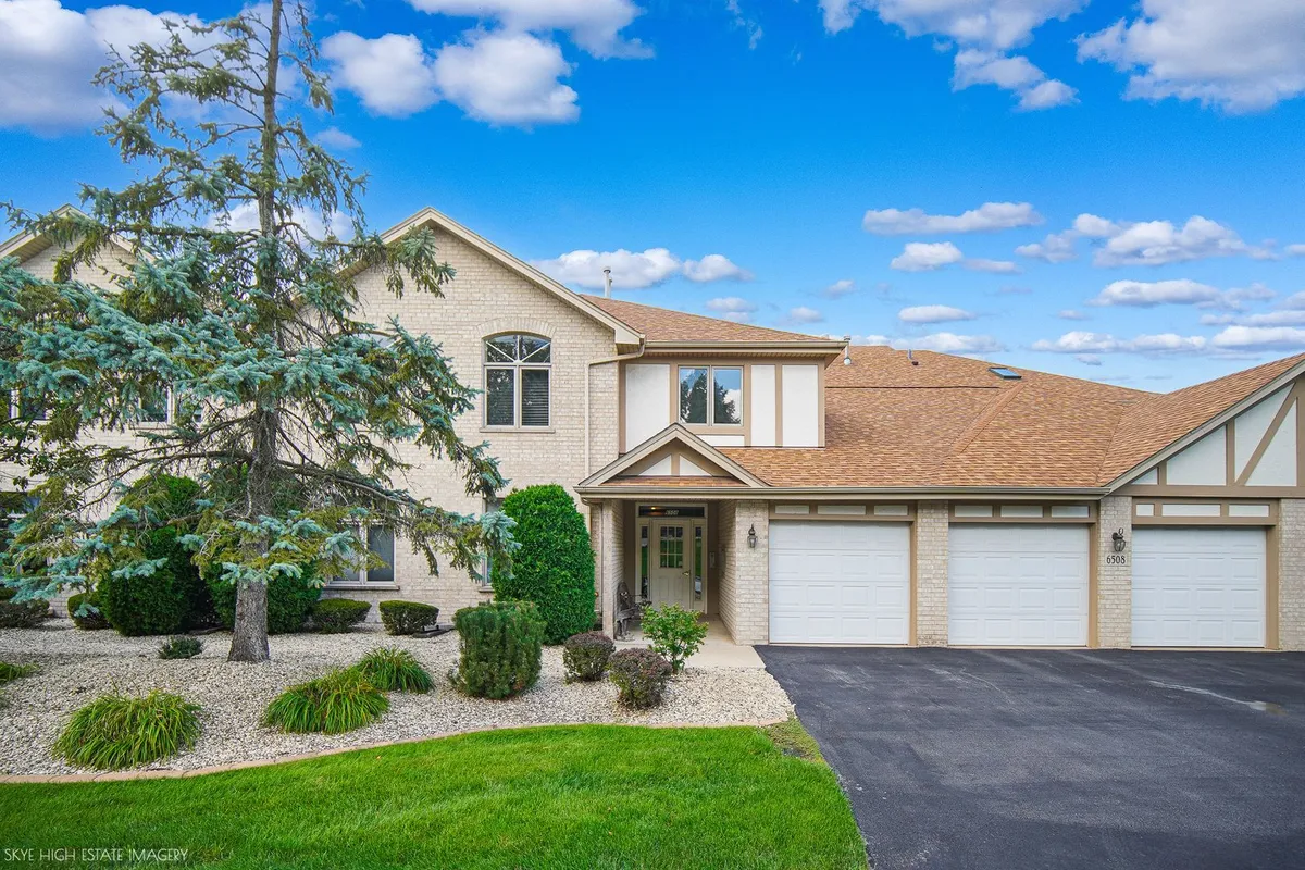 Property Slideshow image 1 of 21 | 6508 pine trail ln 1, Tinley Park, IL, 60477