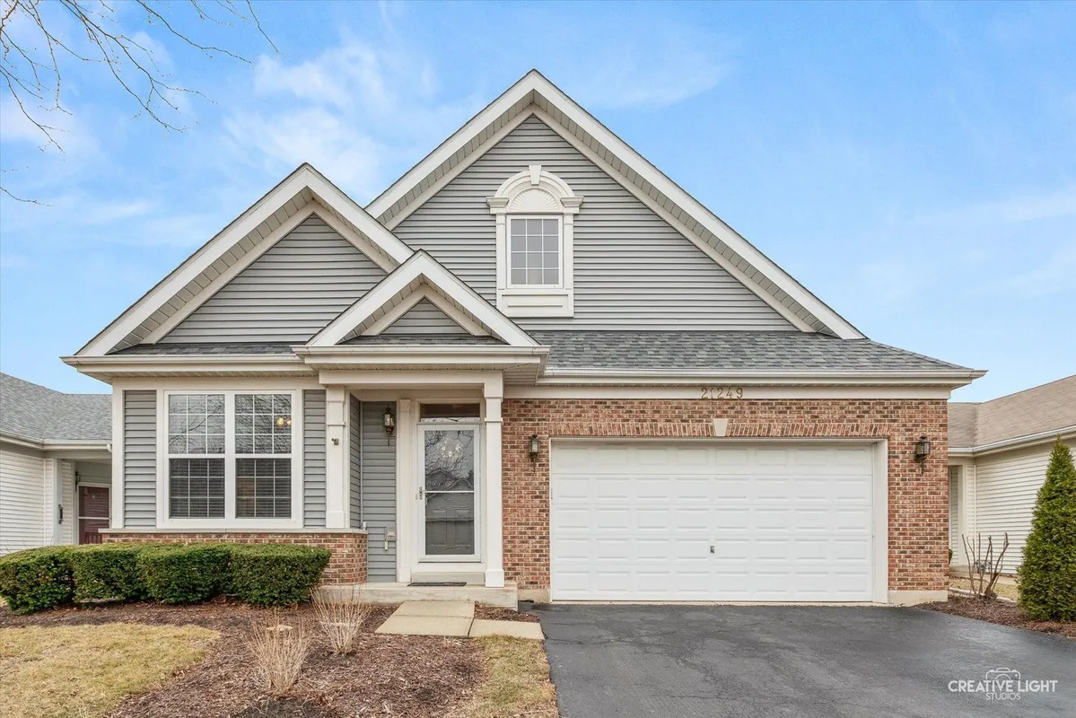 Property Slideshow image 1 of 45 | 21249 lily lake ln, Crest Hill, IL, 60403