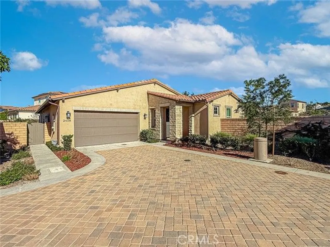 Property Slideshow image 1 of 71 | 2458 rondell rd, Camarillo, CA, 93012