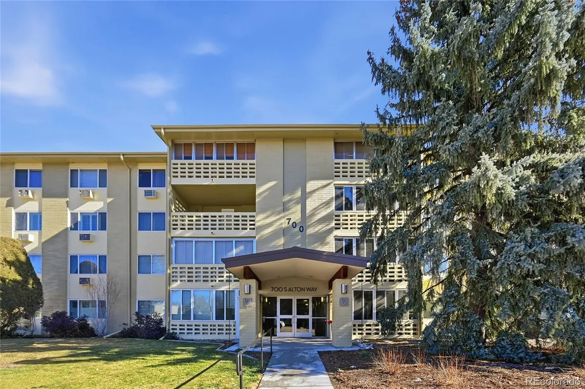 Property Slideshow image 1 of 43 | 700 s alton way 1c, Denver, CO, 80247