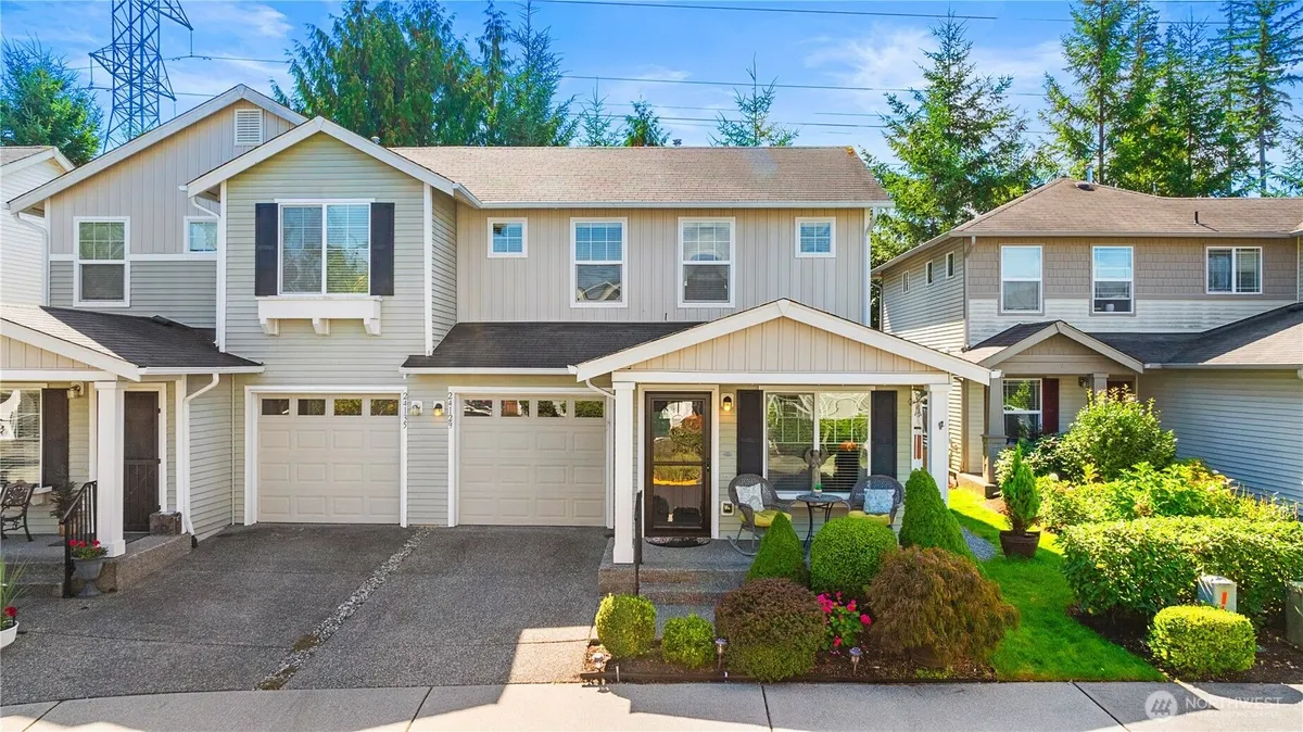 Property Slideshow image 1 of 21 | 24129 ne 112th ln 151, Redmond, WA, 98053