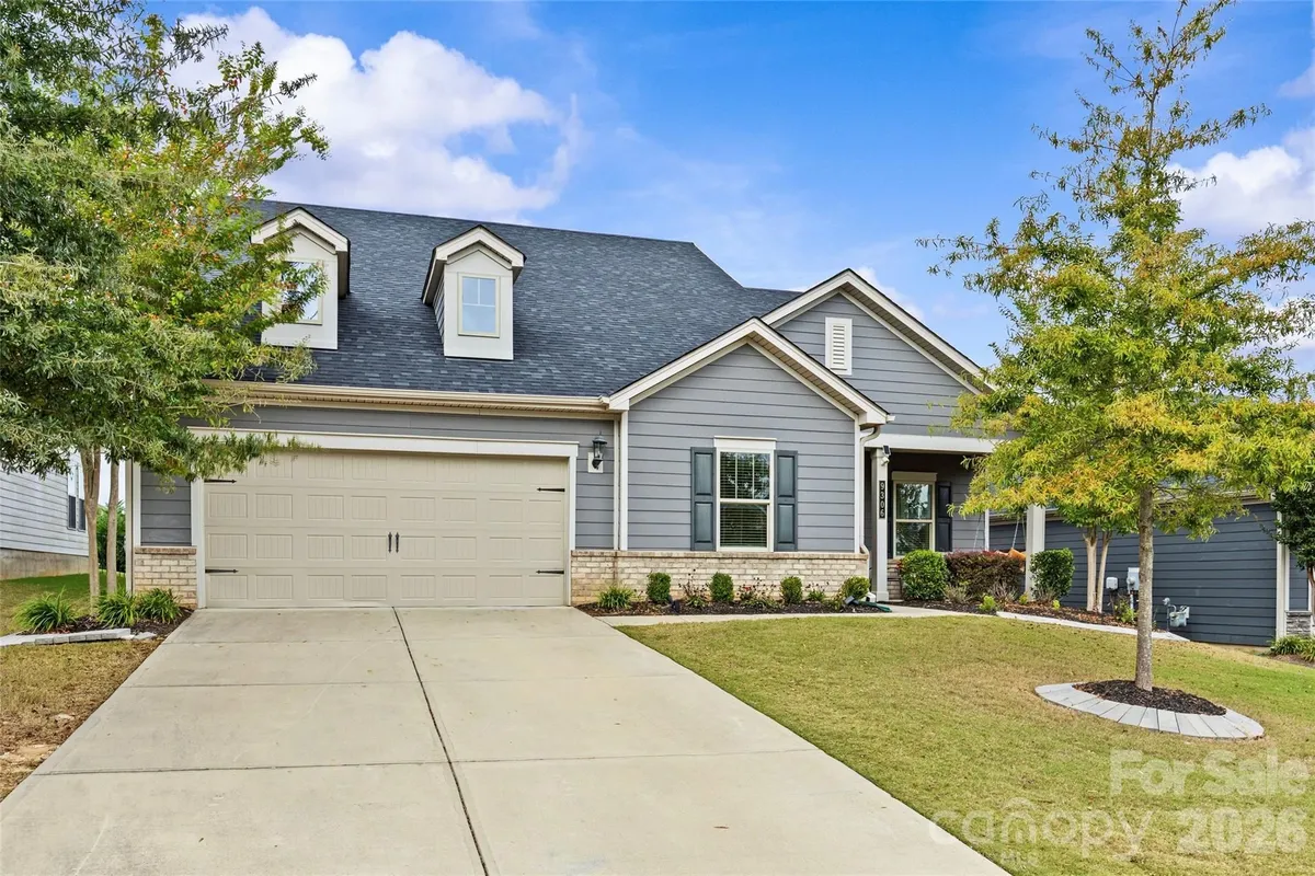 Property Slideshow image 1 of 39 | 9306 dufaux dr, Charlotte, NC, 28278