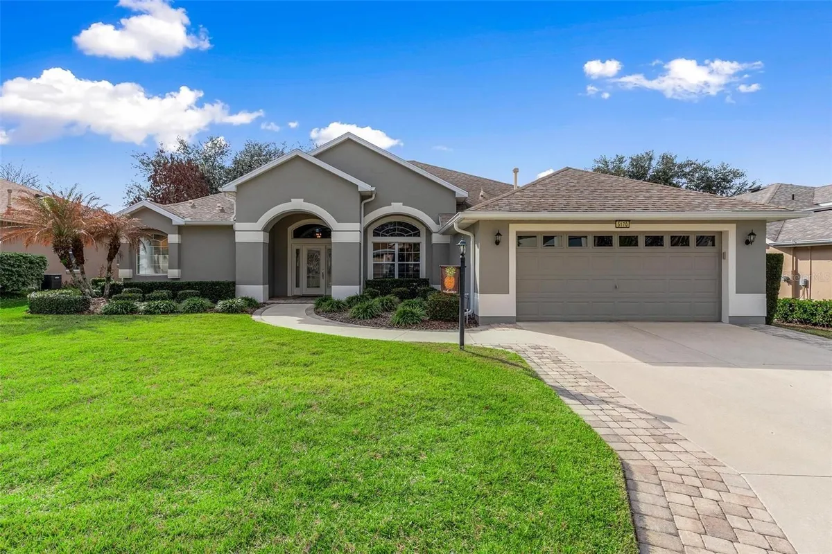 Property Slideshow image 1 of 70 | 5170 indian ocean loop, Tavares, FL, 32778