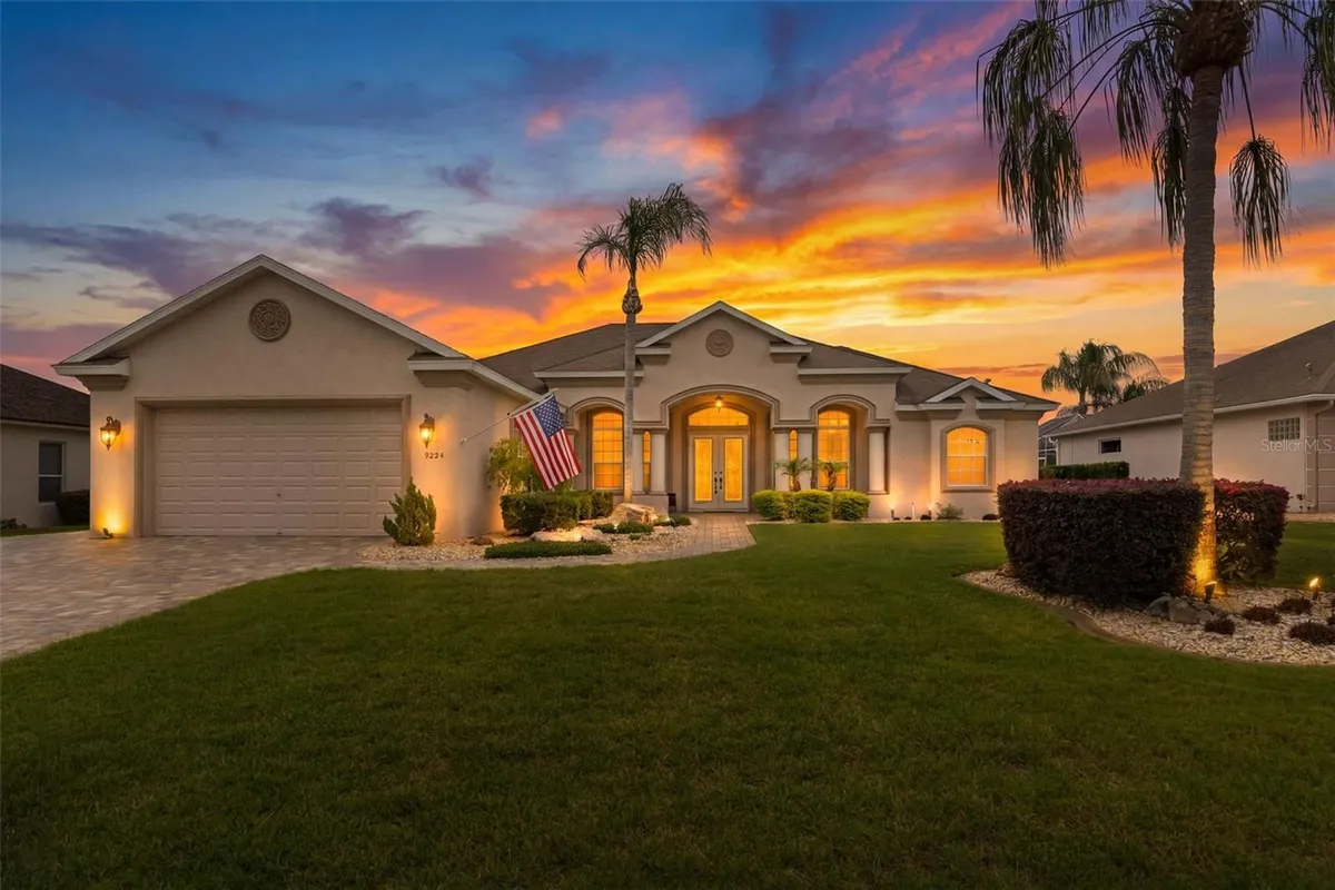 Property Slideshow image 1 of 77 | 9224 mississippi run, Weeki Wachee, FL, 34613