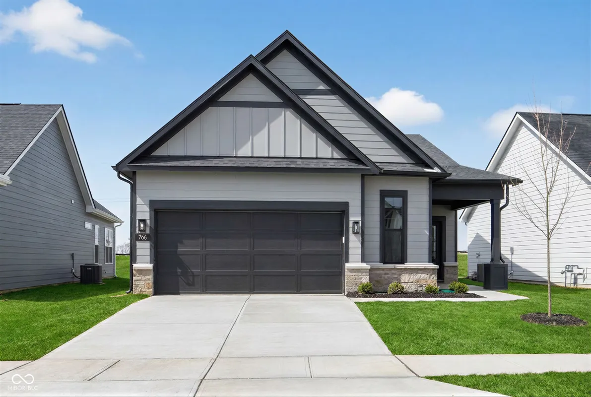 Property Slideshow image 1 of 45 | 766 daisy st, Greenwood, IN, 46143