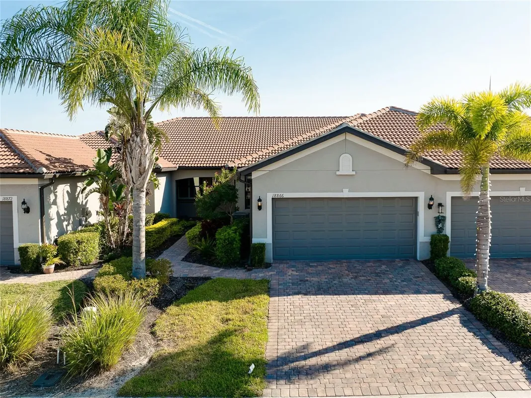 Property Slideshow image 1 of 97 | 18866 lanuvio st, Venice, FL, 34293