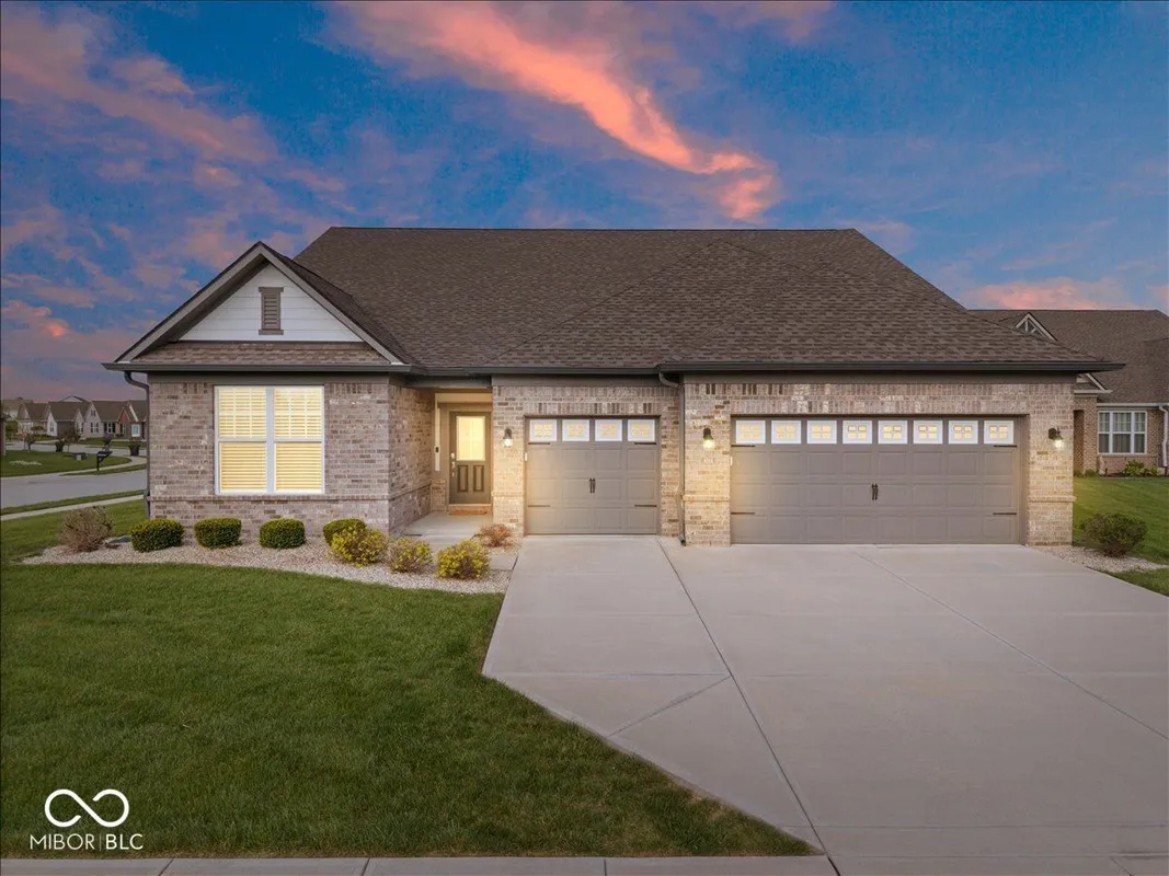 Property Slideshow image 1 of 34 | 4014 albert ln, Bargersville, IN, 46106