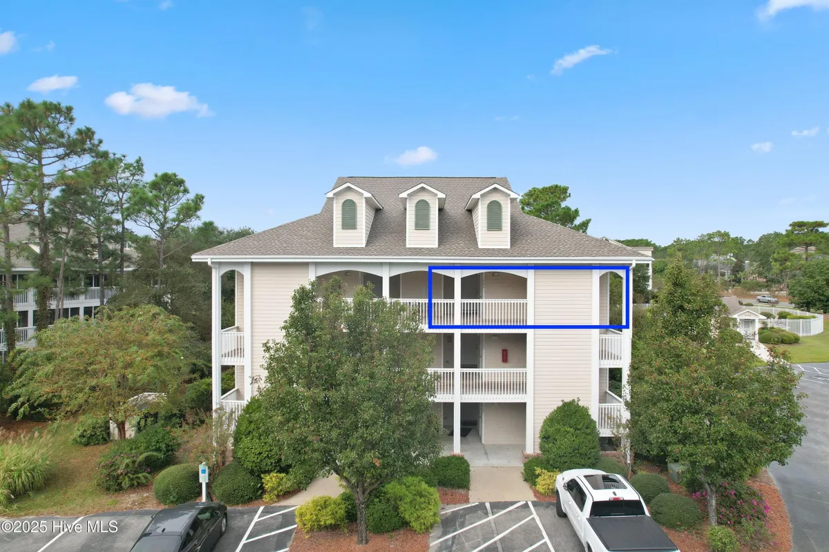 Property Slideshow image 1 of 27 | 3350 club villas dr 1706, Southport, NC, 28461